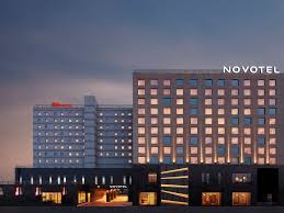 Novotel Chennai Chamiers Escorts